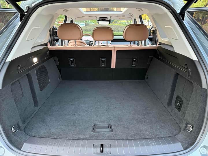 Фото 33 - Chery Tiggo 8L