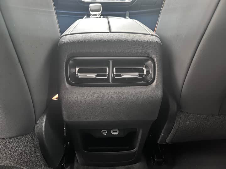 Фото 10 - BAIC Beijing BJ40 Hybrid