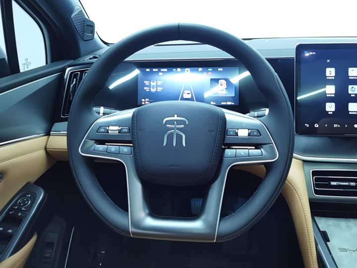 Фото 15 - BYD Song L DM-i Hybrid