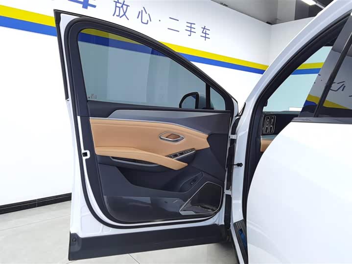 Фото 7 - BYD Song L DM-i Hybrid