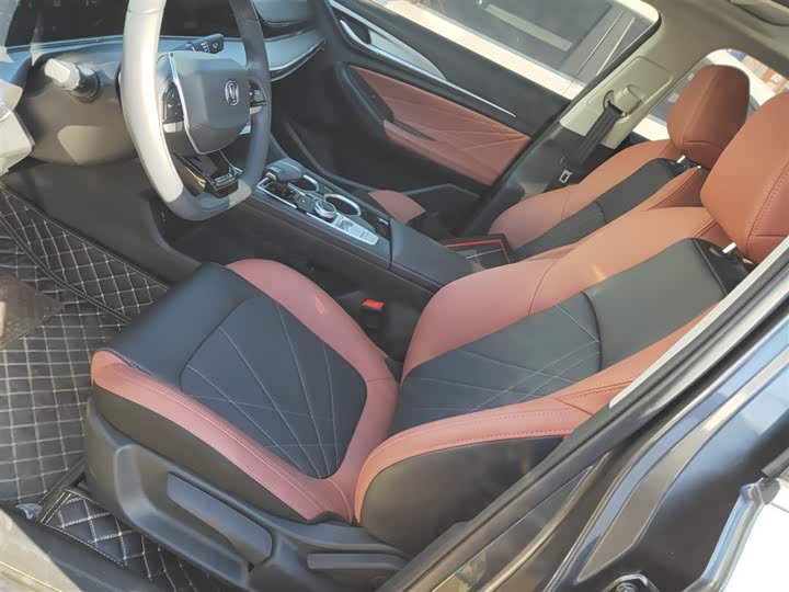 Фото 15 - Changan Eado Plus