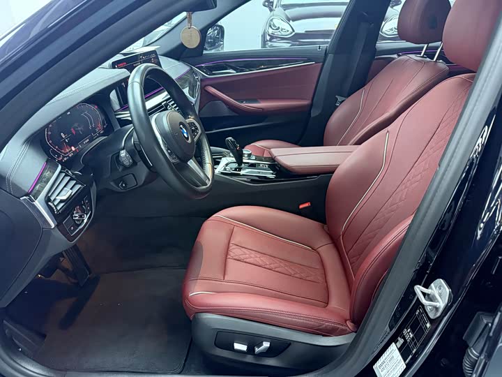 Фото 4 - BMW 5 Series