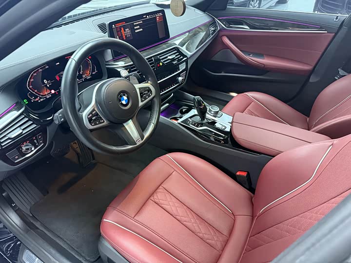 Фото 5 - BMW 5 Series