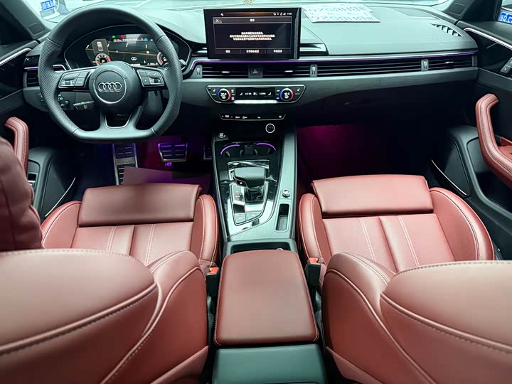 Фото 8 - Audi A4L