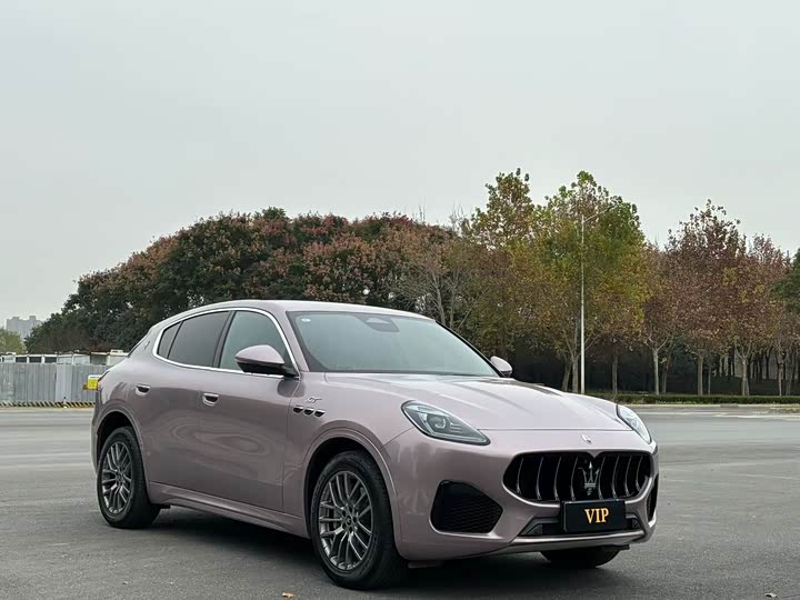 Фото 3 - Maserati Grecale