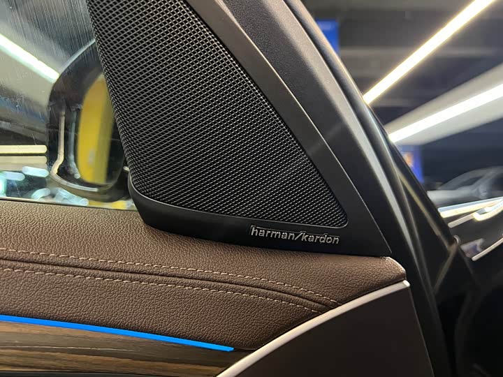 Фото 9 - BMW 5 Series Hybrid