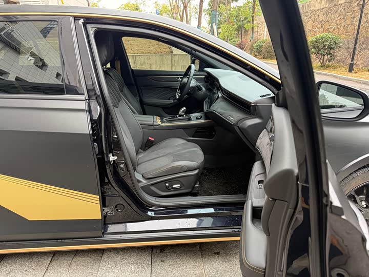 Фото 11 - Dongfeng Aeolus Yixuan Max