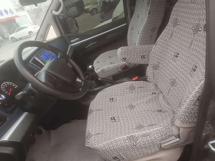 Фото 15 - Dongfeng Forthing Lingzhi M5