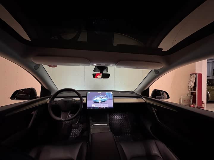 Фото 5 - Tesla Model Y