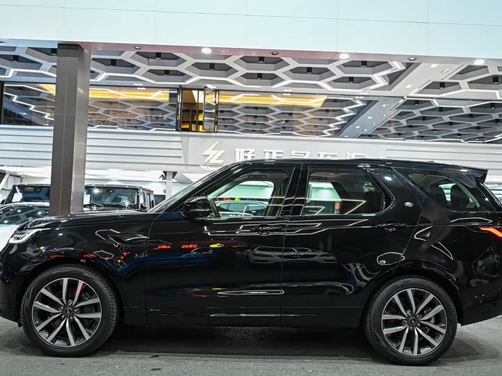 Фото 4 - Land Rover Discovery