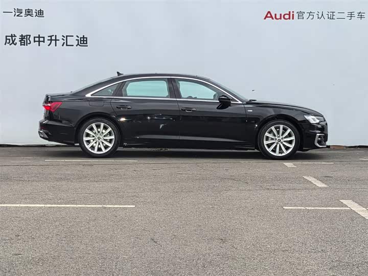 Фото 3 - Audi A6L