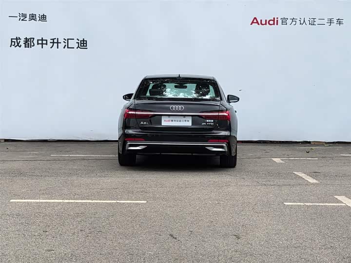 Фото 5 - Audi A6L