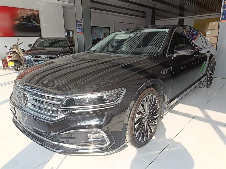 Фото 2 - Volkswagen Phideon