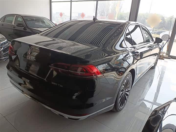 Фото 7 - Volkswagen Phideon