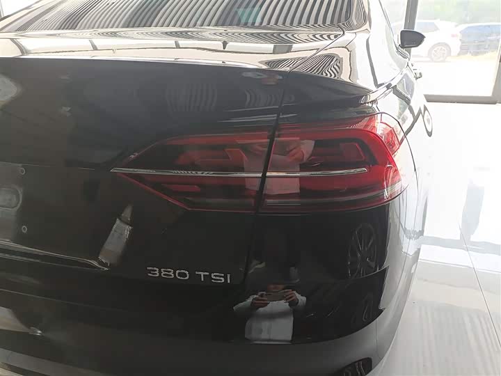 Фото 8 - Volkswagen Phideon