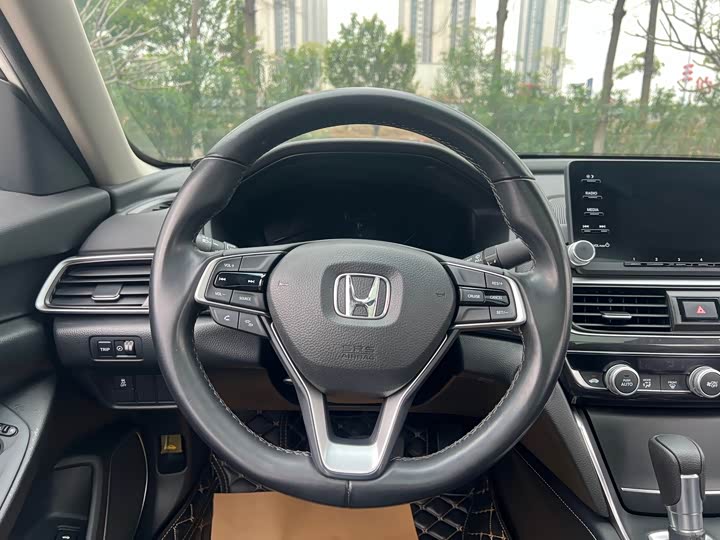 Фото 21 - Honda Inspire