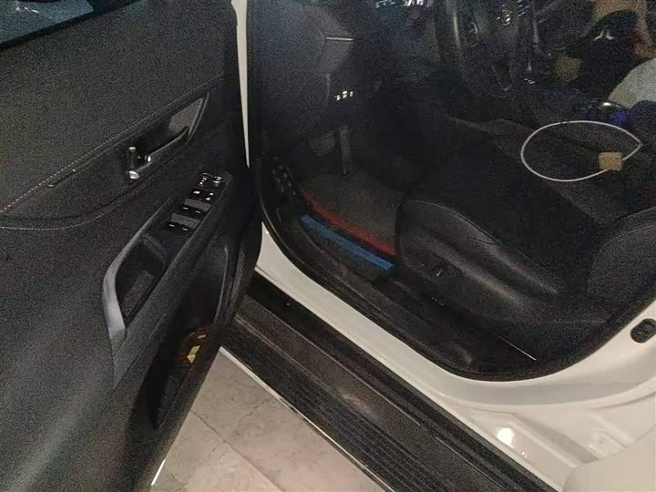 Фото 14 - Toyota Venza