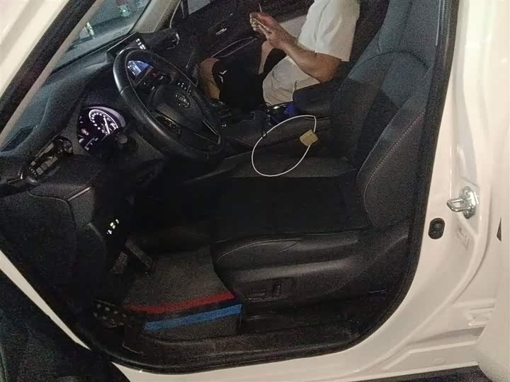 Фото 8 - Toyota Venza