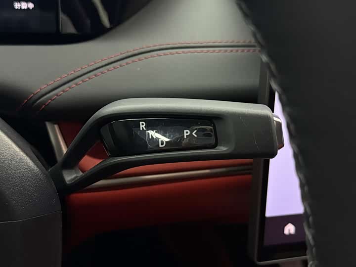 Фото 15 - Xiaomi SU7