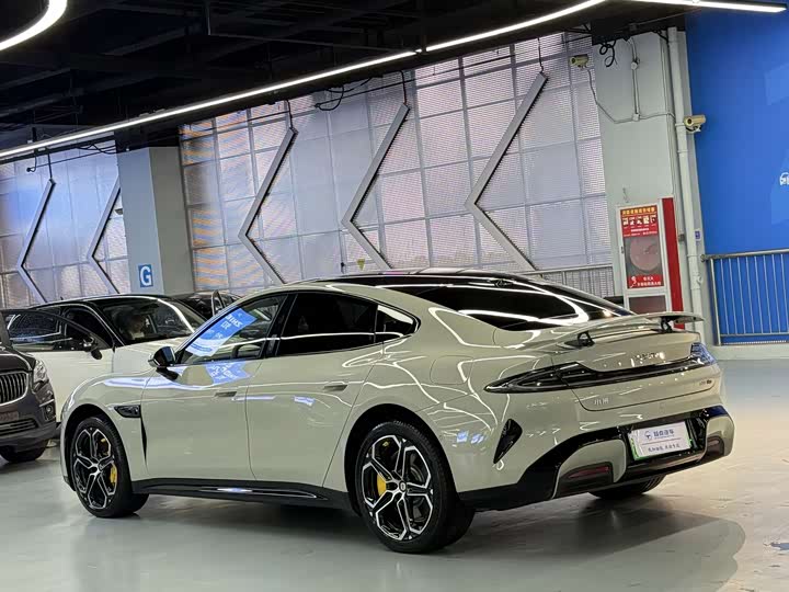 Фото 23 - Xiaomi SU7