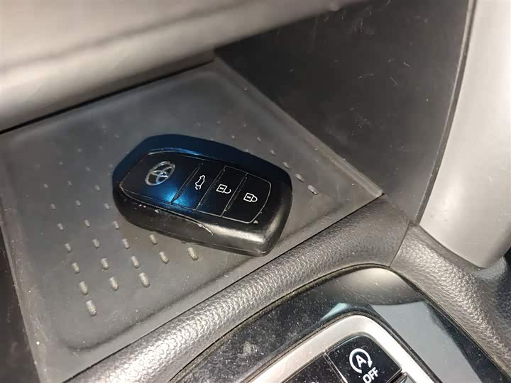 Фото 9 - Toyota Frontlander