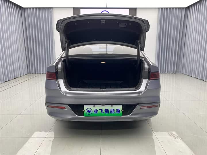 Фото 15 - BYD Qin Plus