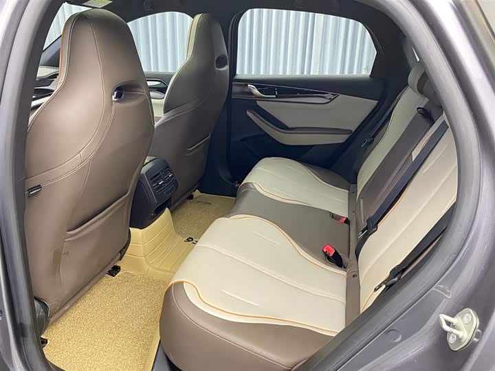 Фото 8 - BYD Qin Plus