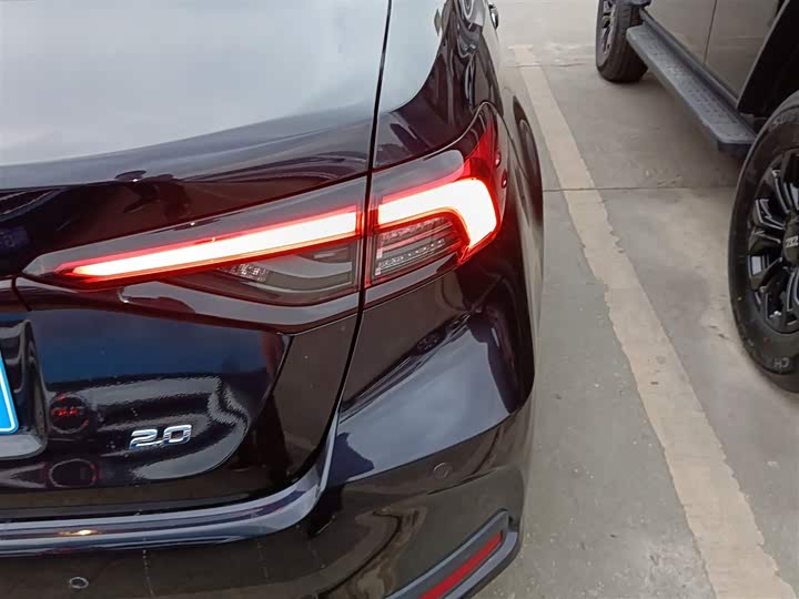 Фото 8 - Toyota Allion