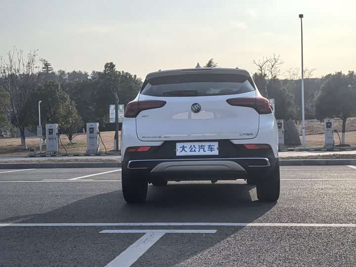 Фото 12 - Buick Encore GX