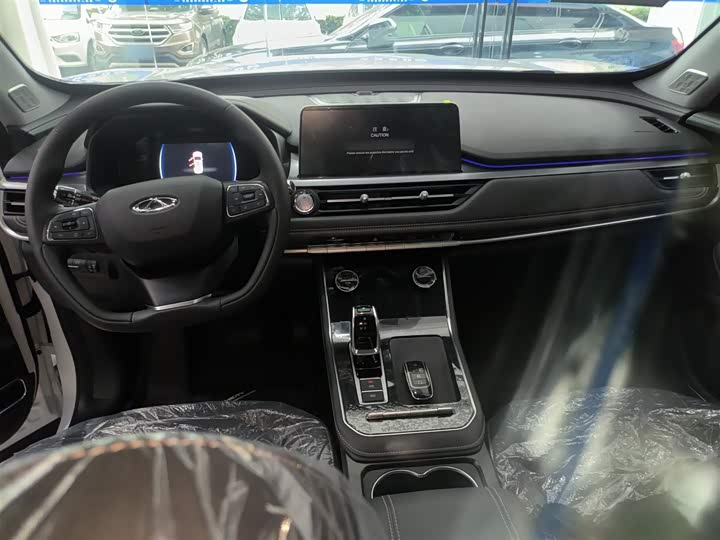 Фото 10 - Chery Tiggo 8