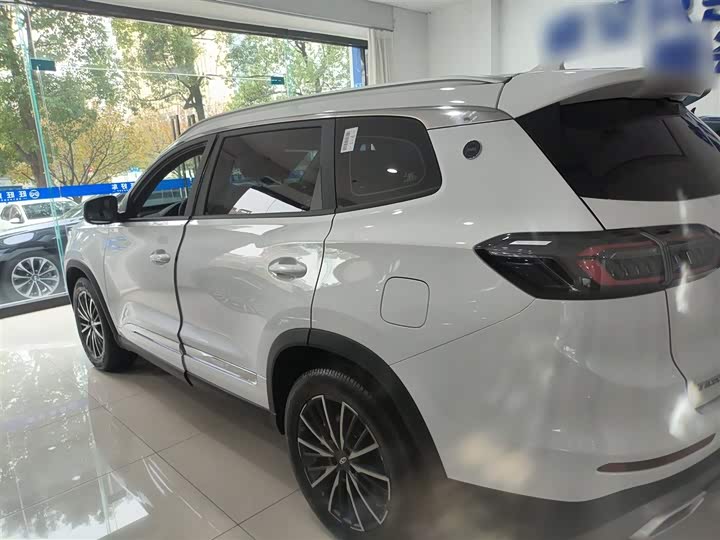 Фото 5 - Chery Tiggo 8