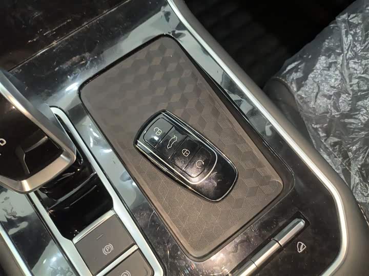 Фото 9 - Chery Tiggo 8