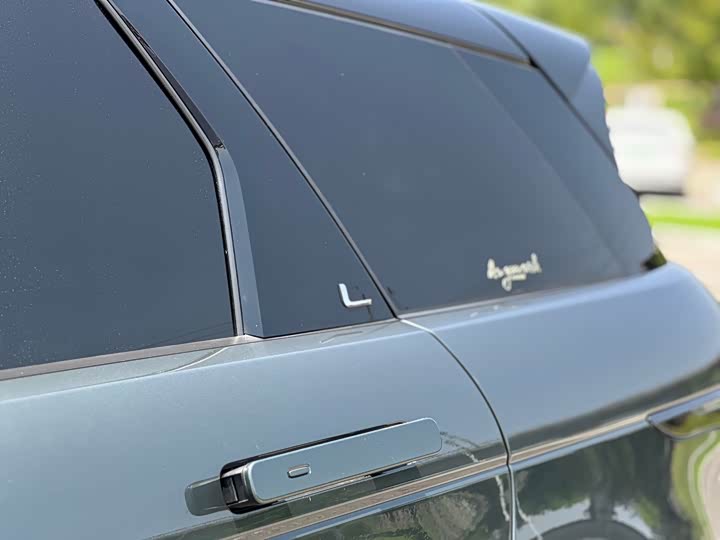 Фото 11 - Land Rover Range Rover Evoque L