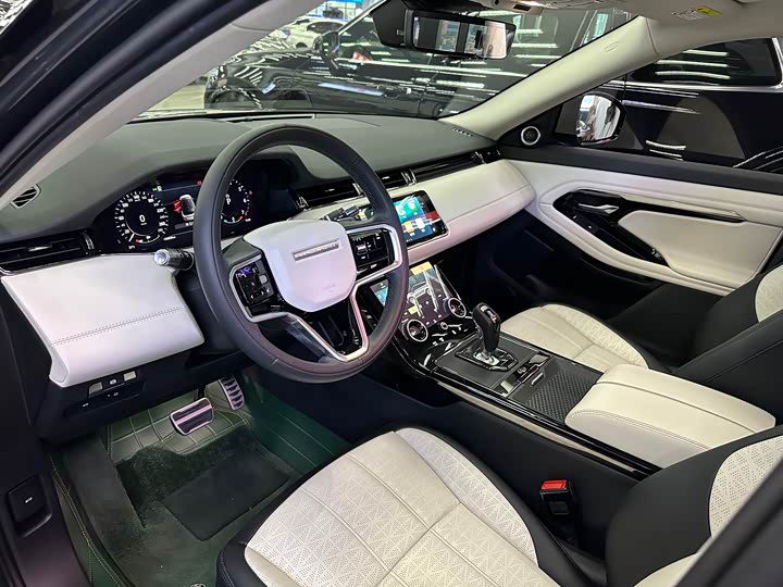 Фото 15 - Land Rover Range Rover Evoque L