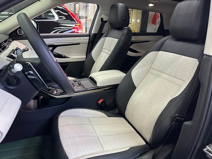 Фото 17 - Land Rover Range Rover Evoque L