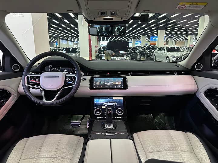 Фото 25 - Land Rover Range Rover Evoque L