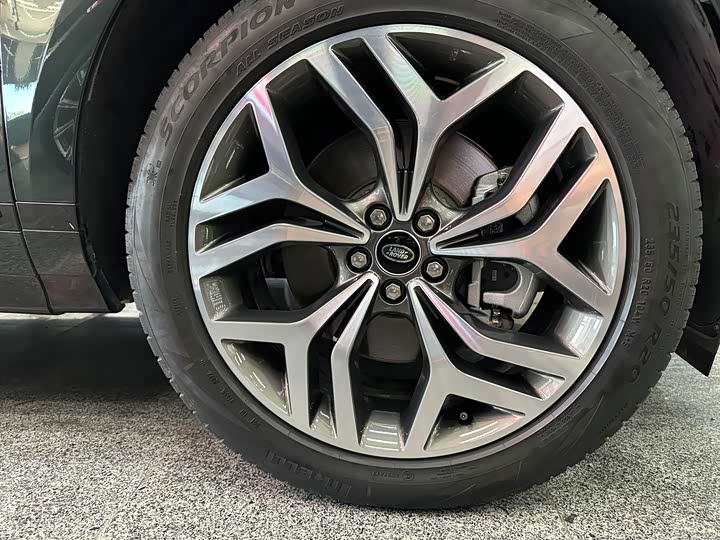 Фото 30 - Land Rover Range Rover Evoque L