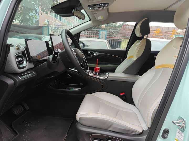 Фото 6 - GAC Aion V