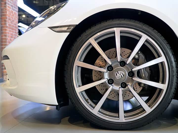 Фото 11 - Porsche 718