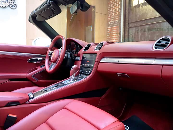 Фото 16 - Porsche 718