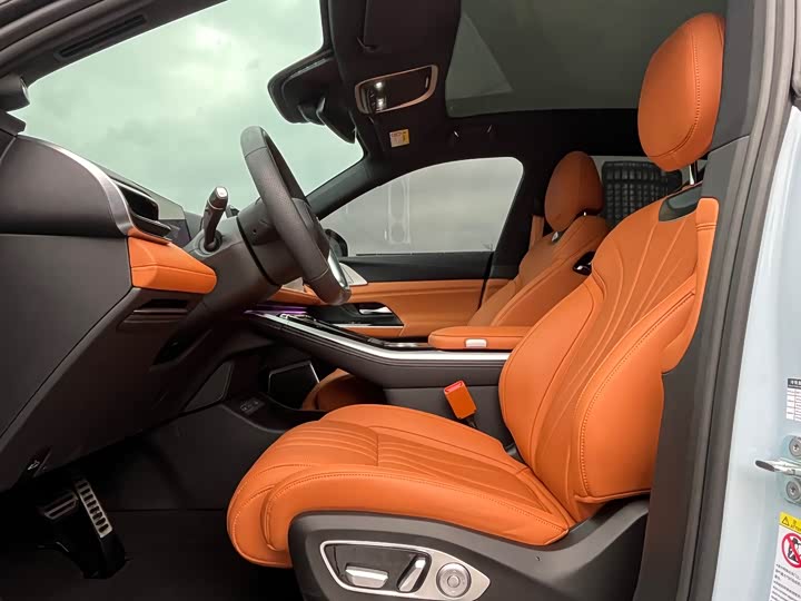 Фото 10 - XPeng G9