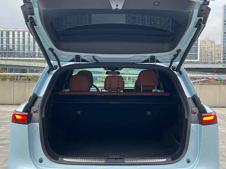 Фото 18 - XPeng G9