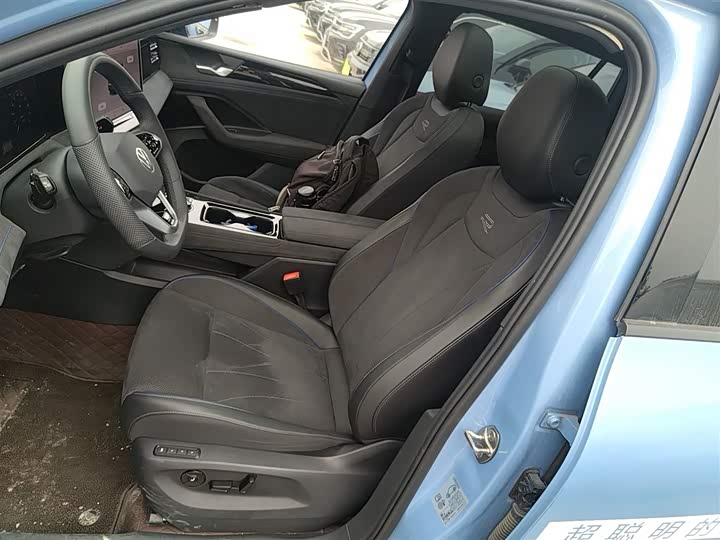 Фото 15 - Volkswagen Tiguan L Pro