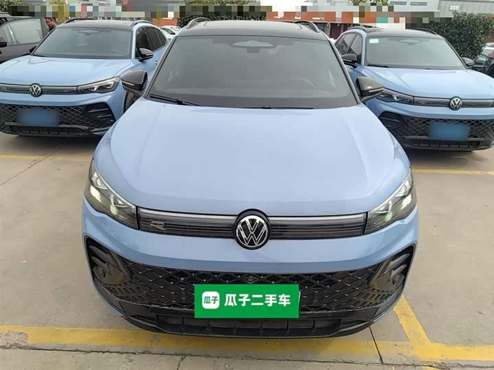 Фото 3 - Volkswagen Tiguan L Pro