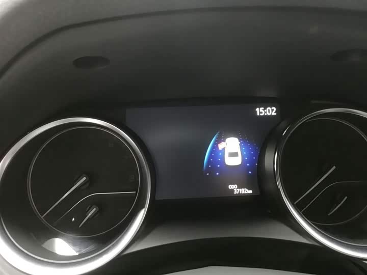 Фото 9 - Toyota Camry