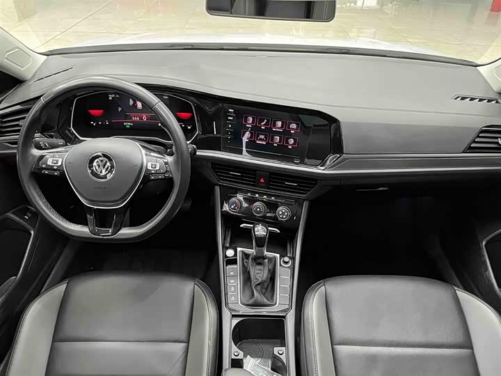 Фото 2 - Volkswagen Sagitar L