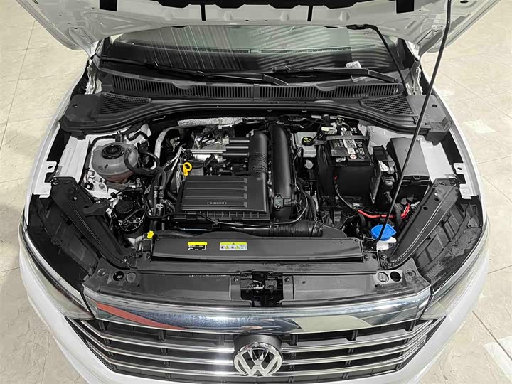 Фото 20 - Volkswagen Sagitar L