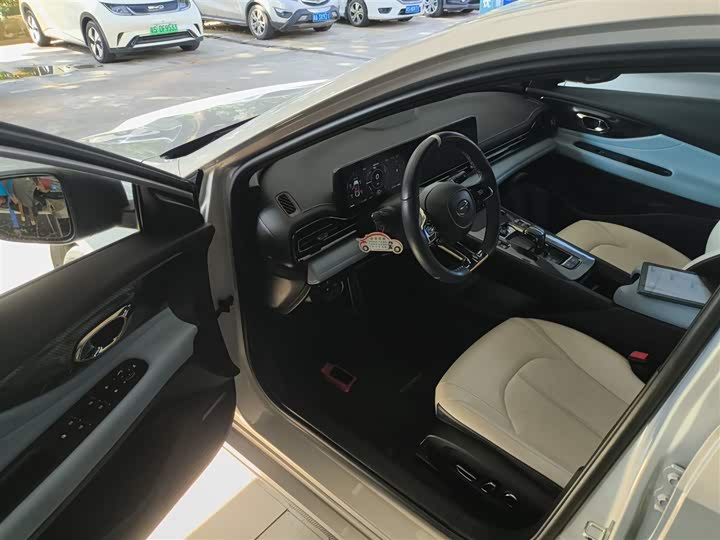 Фото 13 - GAC Trumpchi Empow R