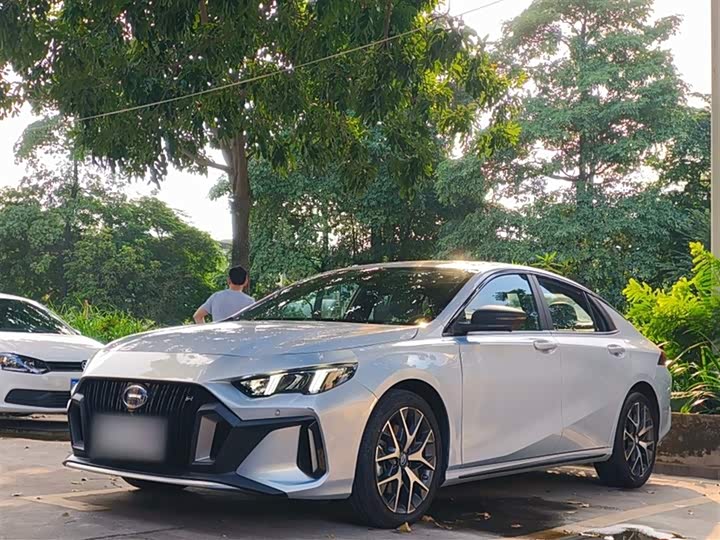 Фото 2 - GAC Trumpchi Empow R