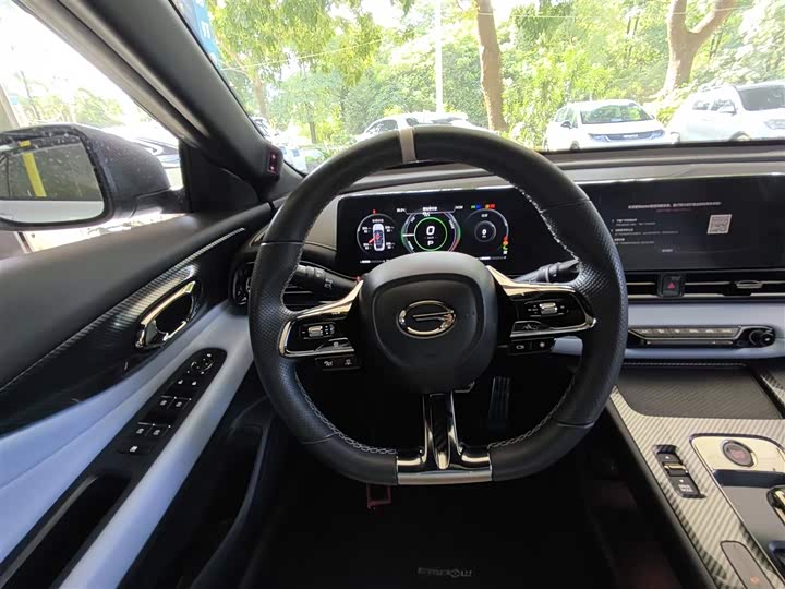 Фото 3 - GAC Trumpchi Empow R